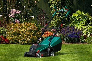 Bosch DIY Akku-Rasenmäher Rotak 32 LI, Akku, Ladegerät, 31 l Grasfangkorb, Sicherheitsschlüssel, Karton (32 V, 2,0 Ah, 32 cm Schnittbreite, 30-60 mm Schnitthöhe) - 
