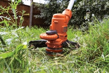 Black + Decker 550 W Rasentrimmer-Kit, Trimmer, Rasenkantenschneider, Motorsense, Schnittbreite 30 cm, inklusive 10 m Verlängerungskabel, 1 Stück, ST5530CAKIT - 