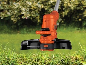 Black + Decker 550 W Rasentrimmer-Kit, Trimmer, Rasenkantenschneider, Motorsense, Schnittbreite 30 cm, inklusive 10 m Verlängerungskabel, 1 Stück, ST5530CAKIT - 