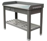 Dehner Holzpflanztisch Montreal, ca. 110 x 91 x 51.5 cm, FSC Akazienholz, grau -