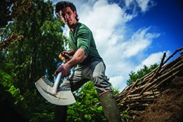 Fiskars XactTM Gärtnerspaten, spitz,  Größe L  (für Anwender zwischen 175-195 cm Größe) , Schwarz - 