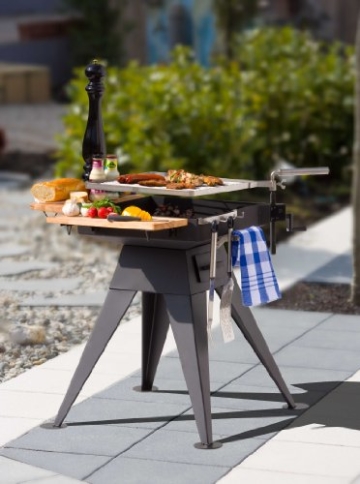 Tepro Holzkohlengrill - mit schwenk-/höhenverstellbarem Grillrost Seaport, Schwarz - 