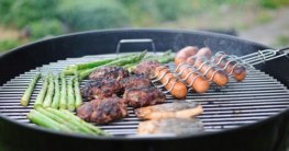 Holzkohlegrill ohne Rauch Test