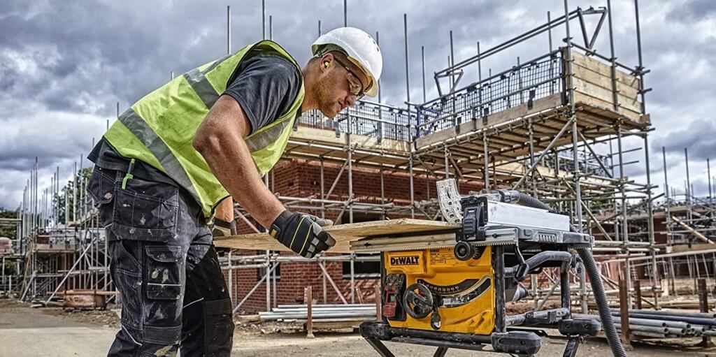 Scie sur table DeWalt