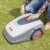 AL-KO Mähroboter Robolinho 500 W, 20 cm Schnittbreite, Li-Ion Akku (2,5 Ah/max. 20 V), Rasenflächen bis 500 m², Steigfähigkeit bis 45 %, leise 60 dB(A), mit Smartphone bedienbar - 5
