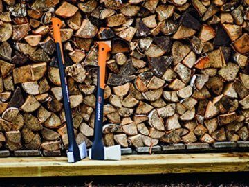 Fiskars Spaltaxt, Inklusive Klingen- und Transportschutz, Länge: 60 cm, Antihaftbeschichtet, Hochwertige Stahl-Klinge/Glasfaserverstärkter Kunststoff-Stiel, Schwarz/Orange, X17–M, 1,53 kg, 1015641 - 4