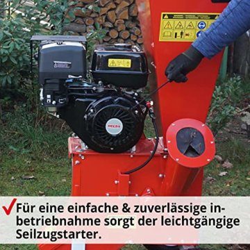 HECHT Benzin Häcksler groß mit kraftvollem 13 PS 4 - Takt Motor & 389 ccm – Schredder ideal für Gartenabfälle, Ast werk & Holz bis zu 89 mm Durchmesser – mit zwei Einfülltrichter, Fahrwerk, Deichsel - 4