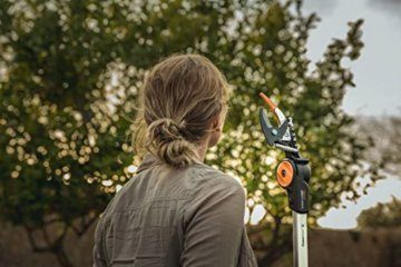 Fiskars Bypass Schneidgiraffe für frische Äste und Zweige, Antihaftbeschichtet, Stahlklinge/Aluminiumstiel, Länge 1,6 m, Schwarz/Orange, UPX82, 1023625 - 11