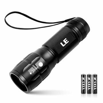 LE LED Taschenlampe, Extrem Hell zoombare Taschenlampen für Outdoor, Mini Tragbarer Flashlight, Wasserdicht Camping Handlampe für Kinder, Männer, Frauen (inkl.3xAAA-Batterien ) - 1