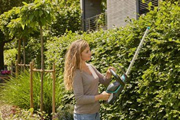 Gardena Akku-Heckenschere ComfortCut 50/18V P4A ohne Akku Heckenschneider mit ergonomischem Griff und Anschlagschutz, geringes Gewicht für bessere Handhabung (14730-55) - 2