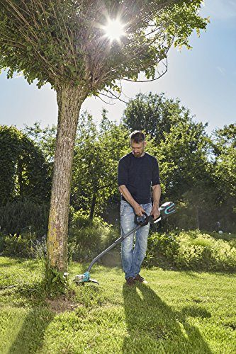 Gardena Set PowerCut Li-40/30 Akku-Trimmer: Rasentrimmer mit 300 mm Schnittkreis, langlebiger Schneidfaden, hohe Akkulaufzeit, integr. Pflanzenschutzbügel, teilbarer Stiel, Akku & Ladegerät (9827-20) - 3