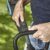 Gardena Set PowerCut Li-40/30 Akku-Trimmer: Rasentrimmer mit 300 mm Schnittkreis, langlebiger Schneidfaden, hohe Akkulaufzeit, integr. Pflanzenschutzbügel, teilbarer Stiel, Akku & Ladegerät (9827-20) - 7