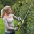 RYOBI - 18V ONE+ 55cm kabellose Heckenschere ohne Batterie im Lieferumfang enthalten - Heckenweep-Abfallsammler - Schutzscheide - Junge Hecken, feine Zweige, kleine Pflanzen und Ornamente - OHT1855R - 3