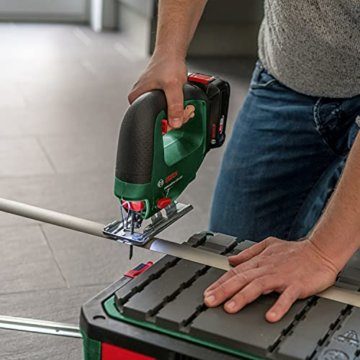 Bosch Akku Stichsäge UniversalSaw 18V-100 (ohne Akku, 18 Volt System, 15 tlg. Stichsägeblatt-Set, im Karton) – Amazon Edition – Testnote: sehr gut (Magazin: selbst ist der Mann) - 4