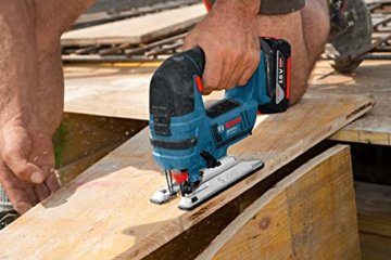 Bosch Professional GST 18 V-LI S (Stabversion, Schnitttiefe in Holz/Alu/Metall: 120/20/8 mm, 3 Stichsägeblätter, Spanreißschutz, ohne Akkus und Ladegerät, im Karton), 06015A5100 - 6