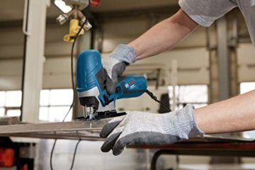 Bosch Professional Stichsäge GST 90 E (650 Watt, 1x Sägeblatt, Absaug-Set, Spanreißschutz, Schnitttiefe in Holz: 90 mm, im Koffer) - 6