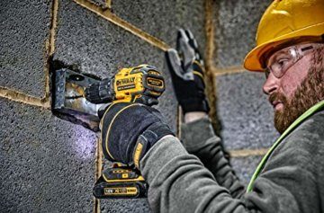 Dewalt 18V XR 2-Gang Akku-Bohrschrauber DCD708D2T (bürstenloses Vollmetall-Getriebe, 13 mm Vollmetall-Schnellspann-Bohrfutter, LED-Arbeitslicht, inkl. 2x Akkus, Ladegerät, Gürtelclip, T Stak Box) - 8
