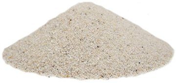 Floragard Rasen-Sand 2x15 kg für 20 m² • Rasenpflege • zum Lüften schwerer Böden • streuwagenfähig • zum Topdressing nach dem Vertikutieren • zum Ausgleichen von Unebenheiten - 2