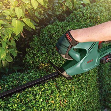 Bosch Home and Garden Bosch Akku Heckenschere EasyHedgeCut 18-45 (ohne Akku, 18-Volt-System, Messerlänge 45 cm, im Karton) - 4