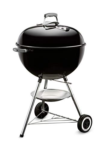 Weber Classic Kettle Holzkohlegrill, Ø 57cm Grillfäche, BBQ Grill mit porzellanemaillierten Deckel & Kessel, Deckelthermometer, Dreibein-Ständer & Räder, verchromter Grillrost - Schwarz (1341504) - 1