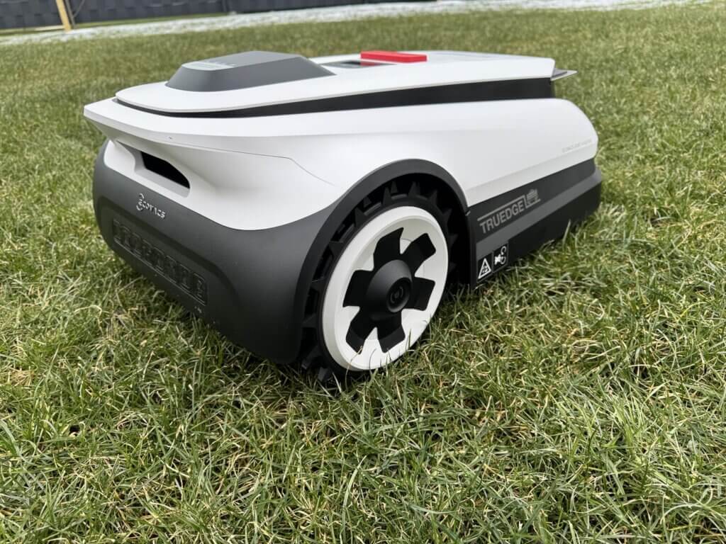 ECOVACS Goat A1600 RTK Maehroboter Test